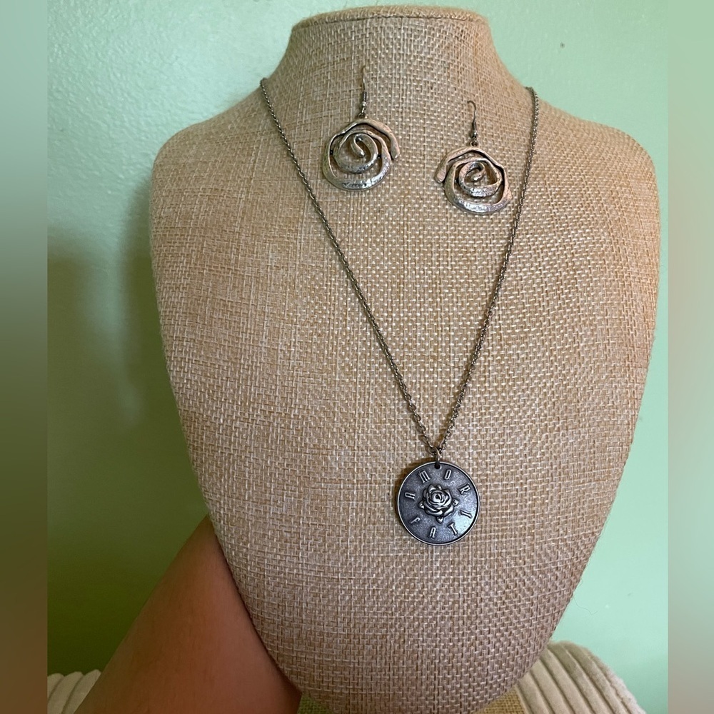 *Host Pick*Elegant Amor Fati Silver Necklace and Roses Earring Set